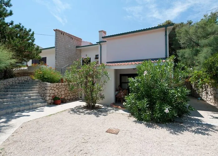 Pag 2 Apartment *