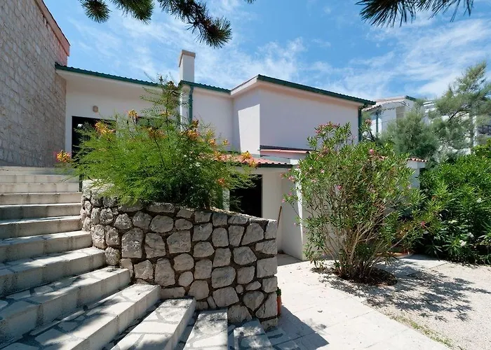 Pag 2 Apartment